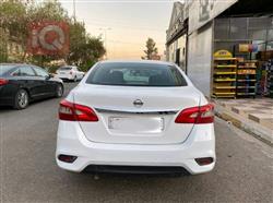 نیسان سێنترا